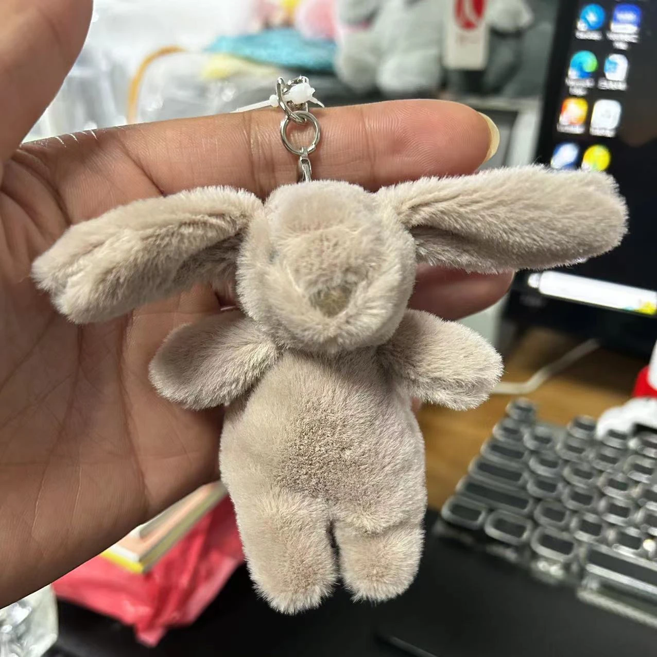 Stuffed Animals Cute Cartoon R - Car Accessories Cute บทวิจารณ์และราคา
